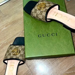 Gucci sandals